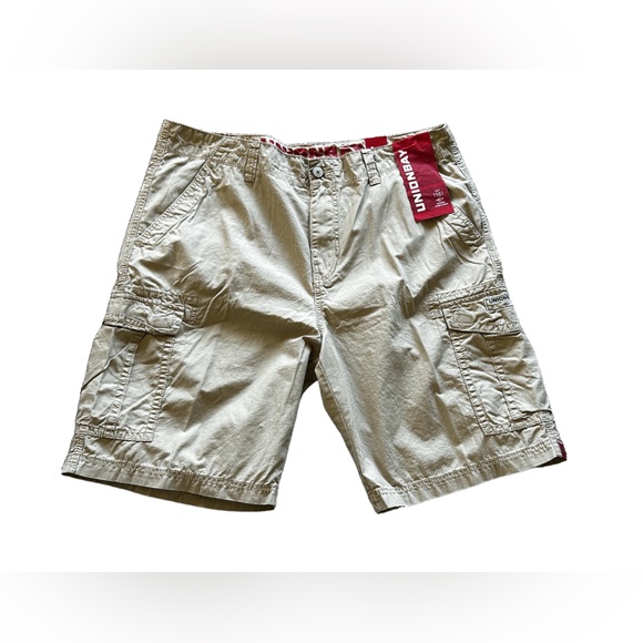 UNIONBAY Other - UNIONBAY Young Men’s Cargo Shorts in Grain Size 40
